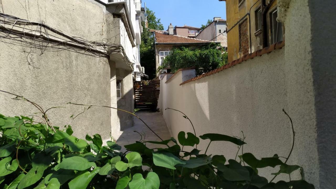 Miroom In The Heart Of Plovdiv Exteriör bild
